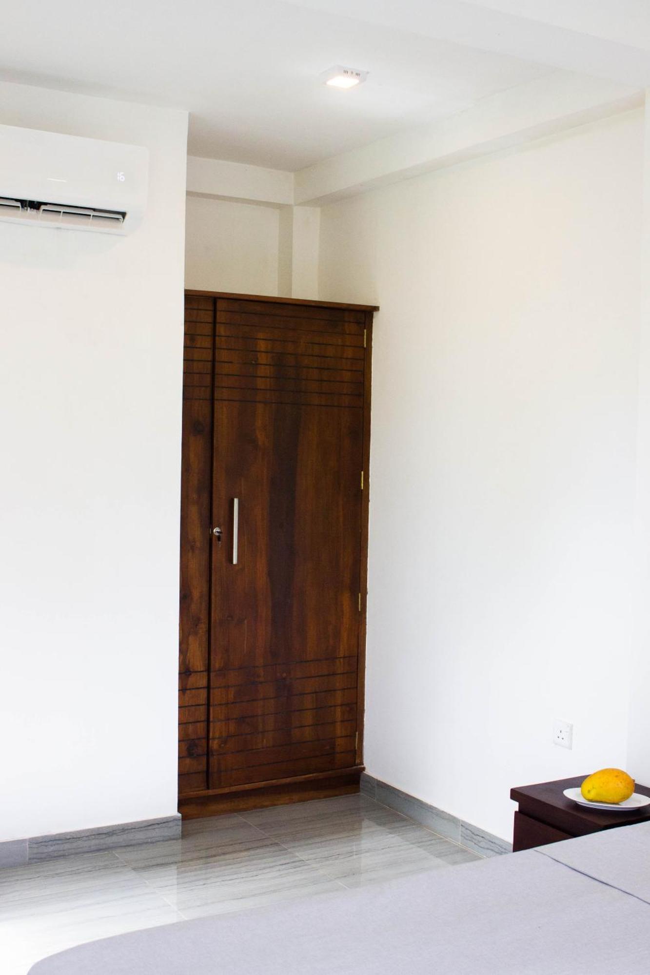 מלון ווליגאמה Uralsurf House מראה חיצוני תמונה
