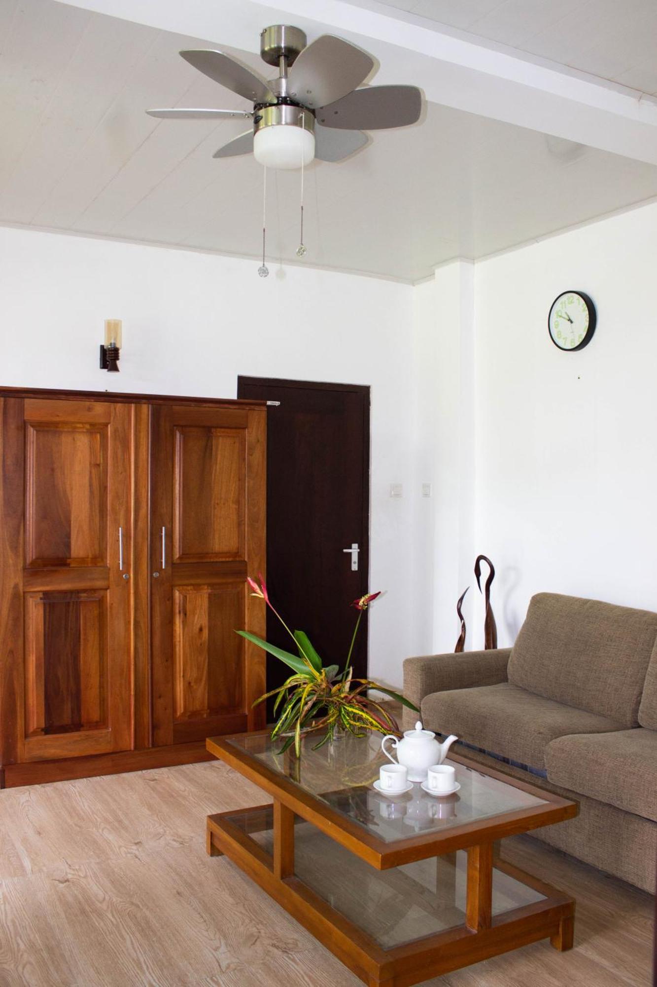 מלון ווליגאמה Uralsurf House מראה חיצוני תמונה